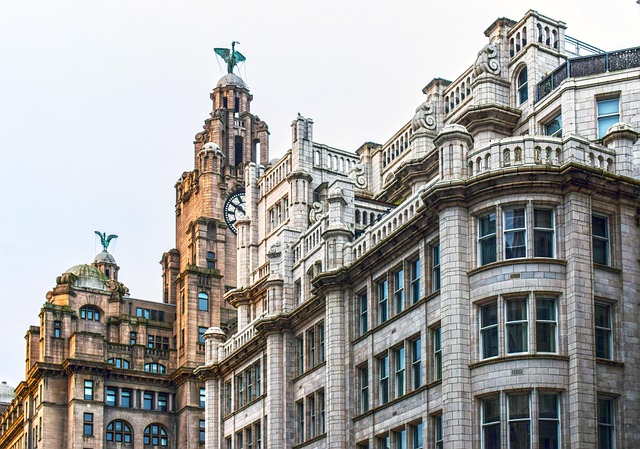 Mise aux normes électriques et gaz : L’investissement essentiel pour sécuriser vos locations et valoriser votre patrimoine